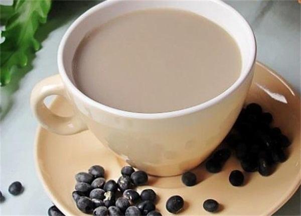 吃黑豆豆浆容易怀孕吗(黑豆浆可以助孕吗）