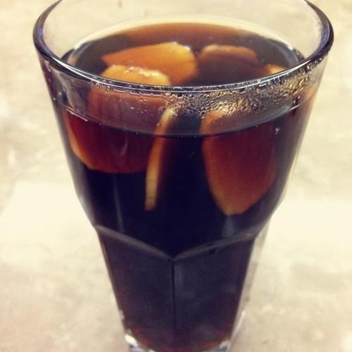 哪些人不能喝姜汁可乐(姜汁可乐血糖高的人能喝吗）