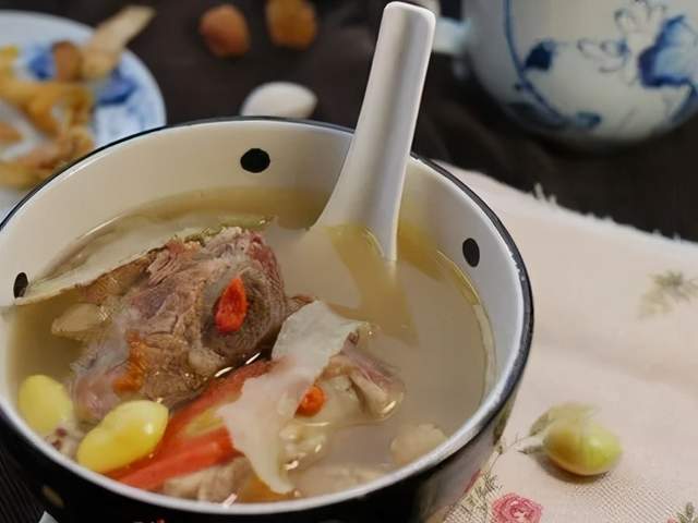 哪些人群喝汤要谨慎？(喝汤不好吗）