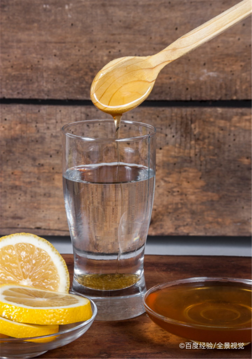 体寒的人可以喝蜂蜜水吗(怕冷的人可以喝蜂蜜水吗）