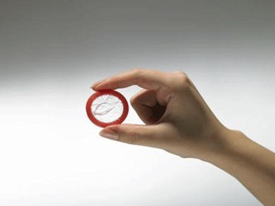 避孕套和上环哪个安全呢(上环还要带避孕套吗）