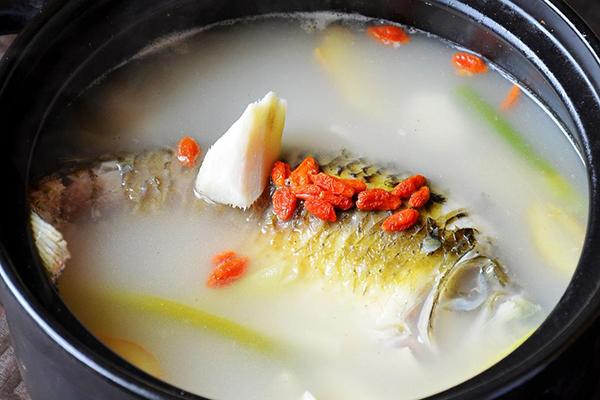 卵泡期喝什么汤对卵泡好卵泡期这些汤不能错过(卵泡期吃什么对卵泡好）