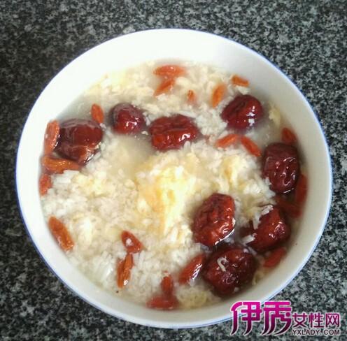 口腔溃疡可以吃甜酒冲蛋吗(经期吃甜酒冲蛋的好处）