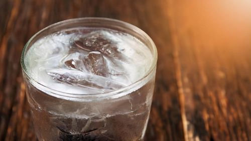 取环后可以碰凉水吗冷水真的会刺激子宫吗？(取环能碰坏别的地方吗）