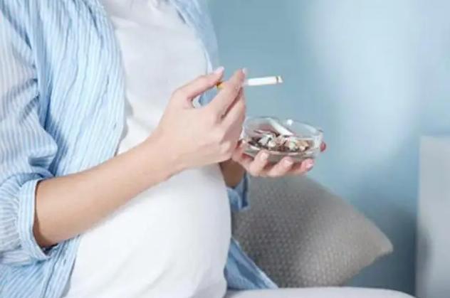 老公偶尔吸烟对备孕有影响吗(男方备孕吸烟对孩子有影响么）