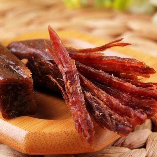 口腔溃疡可以吃老干妈吗(口腔溃疡可以吃牛肉干吗）