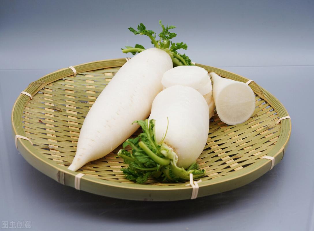 口腔溃疡吃什么蔬菜好的最快这些蔬菜对口腔溃疡最好(口腔溃疡吃菠菜好吗)