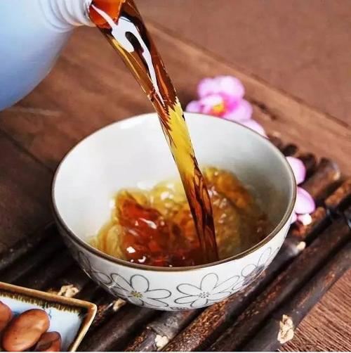 贴三伏贴可以喝黄酒吗(三伏贴禁忌症和注意事项)