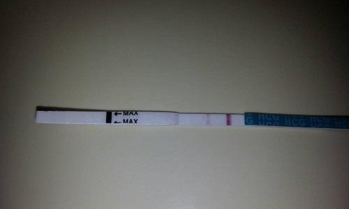 验孕棒在晚上测试准确吗(验孕试纸晚上测准吗）