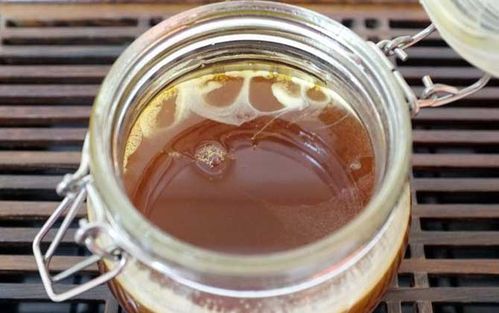 贫血的人可以喝蜂蜜水吗(贫血可以吃蜂蜜吗）