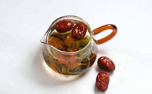 贫血可以喝红茶吗(贫血能喝茶叶吗)