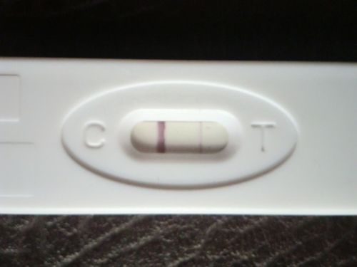 验孕棒t深c浅代表什么(测试纸t深c浅什么意思）