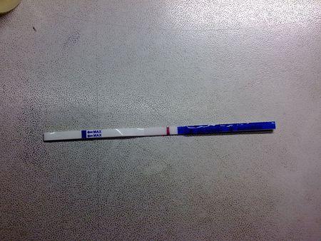 试纸显示无效会怀孕吗(验孕试纸失效是怎么回事）