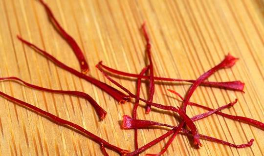 贫血的人可以喝藏红花吗(藏红花治疗贫血吗）