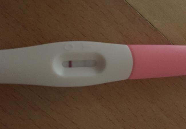 避孕试纸怎么使用(验孕棒不准六种情况)