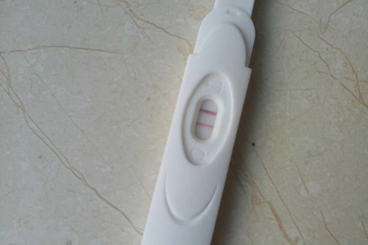 验孕棒准确率高吗测试结果怎么看(什么情况下验孕棒验不出来）