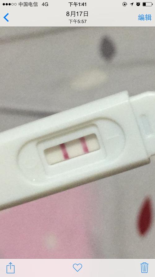 验孕棒两条线出现时间一样吗(验孕棒出来一条后需要等着吗）