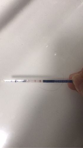 试纸放一晚为啥变两道(验孕棒不要马上扔)