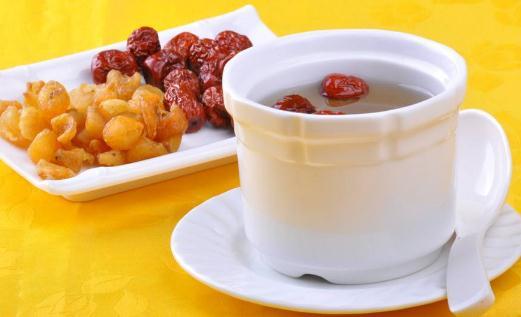 让例假延迟吃什么食物(吃什么能让大姨妈延迟）