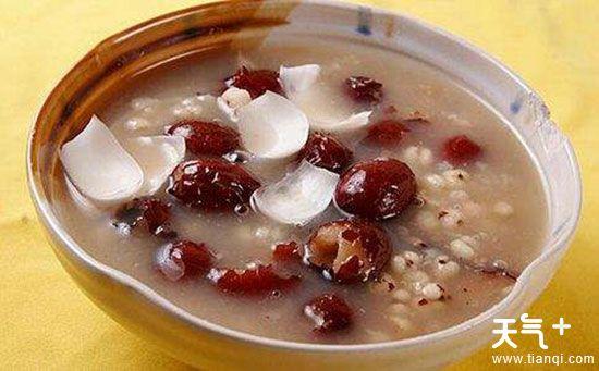 贫血的人可以喝咖啡吗(重度贫血吃什么补得快)