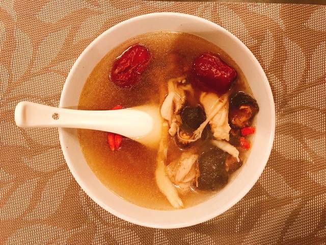 葡萄籽对怀孕有影响吗(妇科千金胶囊对胎儿有影响吗）