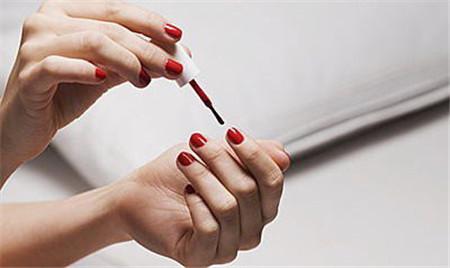 美甲后多久可以备孕(染发多久后可以备孕）