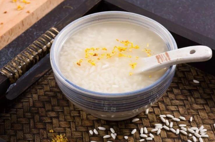 划重点！0-3个月宝宝护理：少抱多躺不摇晃,两个部位勤换洗(护理质控月总结）