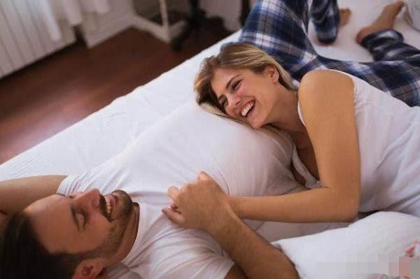 同房后蹲下还会怀孕么(怀孕三个月同房下面痛）