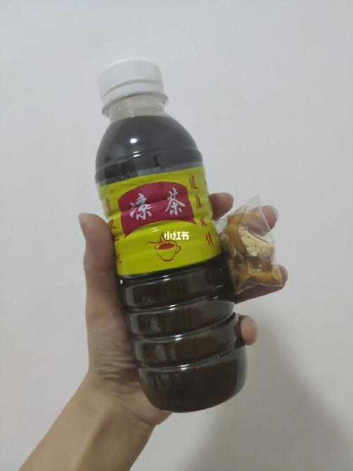 口腔溃疡喝凉茶有用吗(口腔溃疡喝王老吉有用吗）