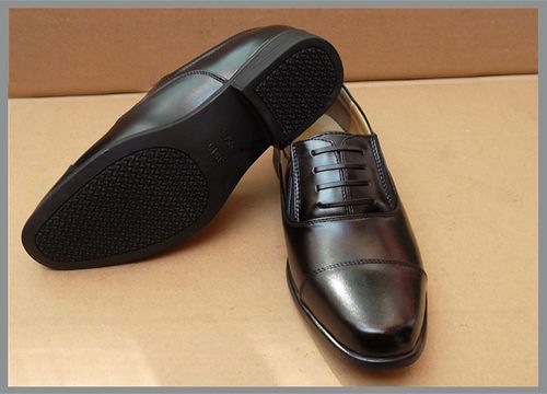 07式军装配发是什么皮鞋