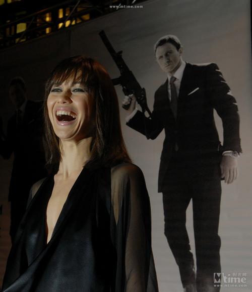 007大破量子危机剧情解析