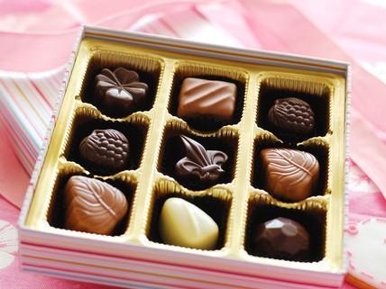 吃巧克力能缓解痛经吗巧克力真的能治好痛经吗？(巧克力会加重痛经吗）