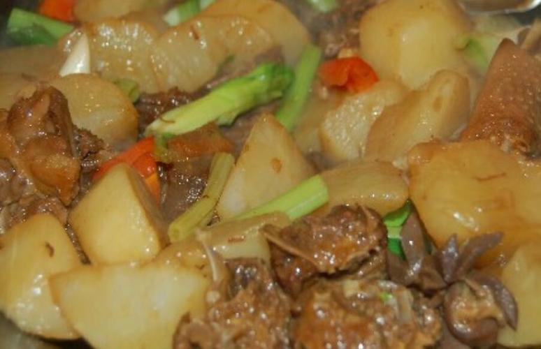 吃大笨鹅炖萝卜有什么好处呢