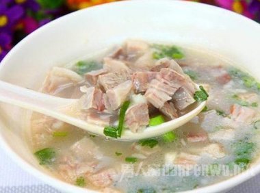 补肾的汤怎么煲补肾汤原来这么简单！(补肾的煲汤食谱有哪些）