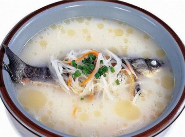 口腔溃疡喝什么汤好的快口腔溃疡一定要喝这些汤(瘦肉汤的功效）