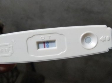 还有五天来月经能测出来怀孕吗(来完月经竟然测出怀孕)